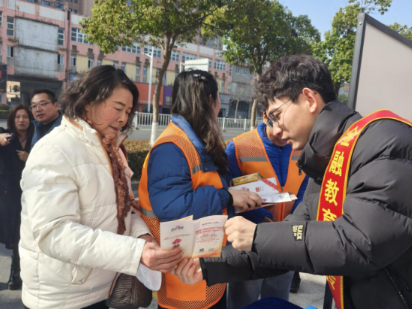 南京银行泰州分行： “3·15”在行动，守护金融民生保障墙